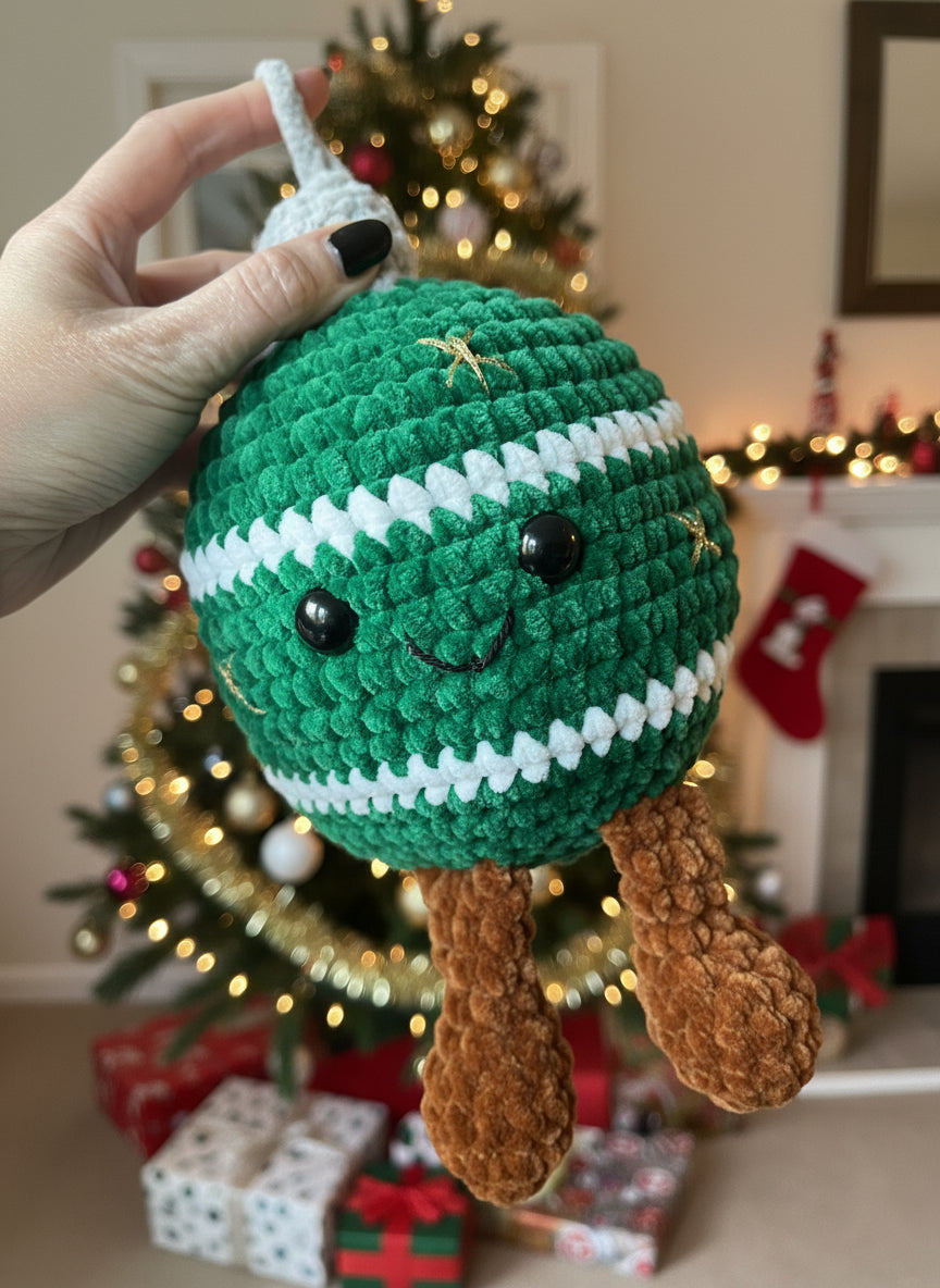 Crochet Green Bauble