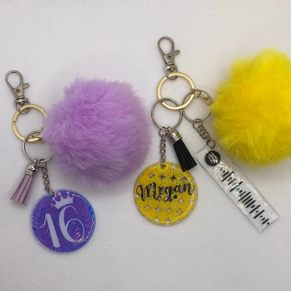 Age keychains sweet 16 coming of age 21 years 18 years. - KEYCHAIN