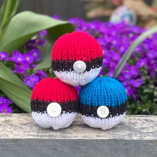 Coloured Balls to catch Small Monsters! - GIFT