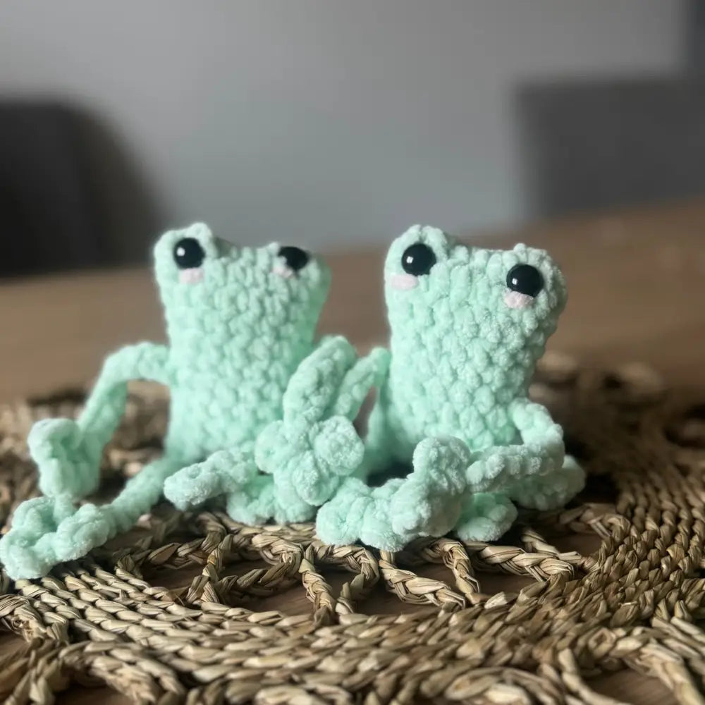 Leggy Frog - GIFT DECOR