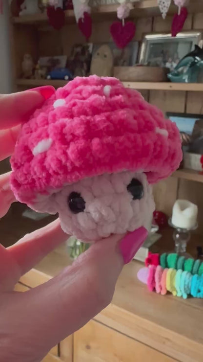 Mushroom Keychain / keyring - Mushie Pop